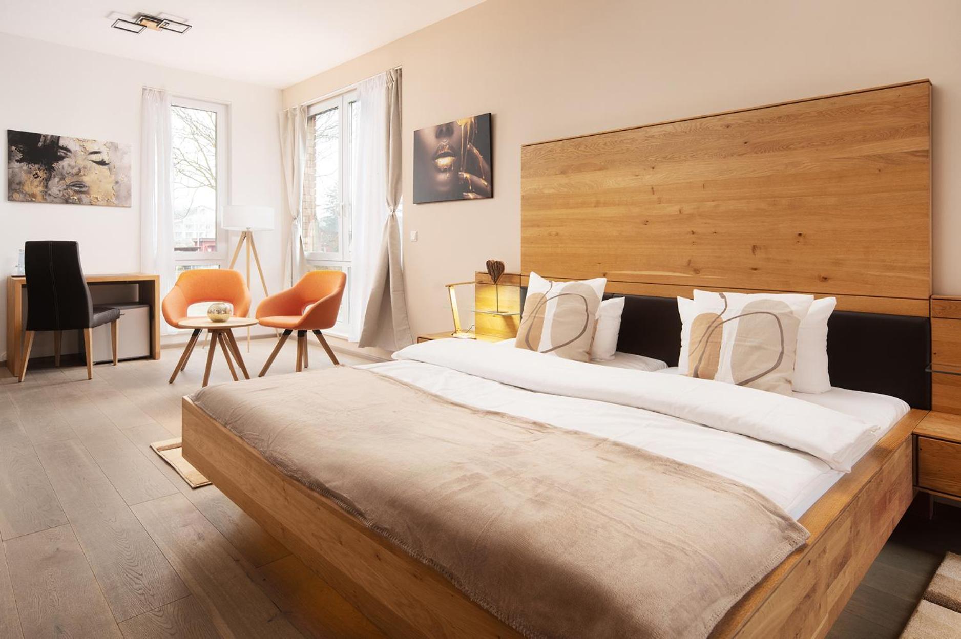 Hotel Vier Jahreszeiten Therme & Kliniken Bad Krozingen Naehe Freiburg & Schwarzwald Ideal Fuer Wellness Kur & Business Ausfluege 24H Check In- Wlan & Parken Gratis エクステリア 写真