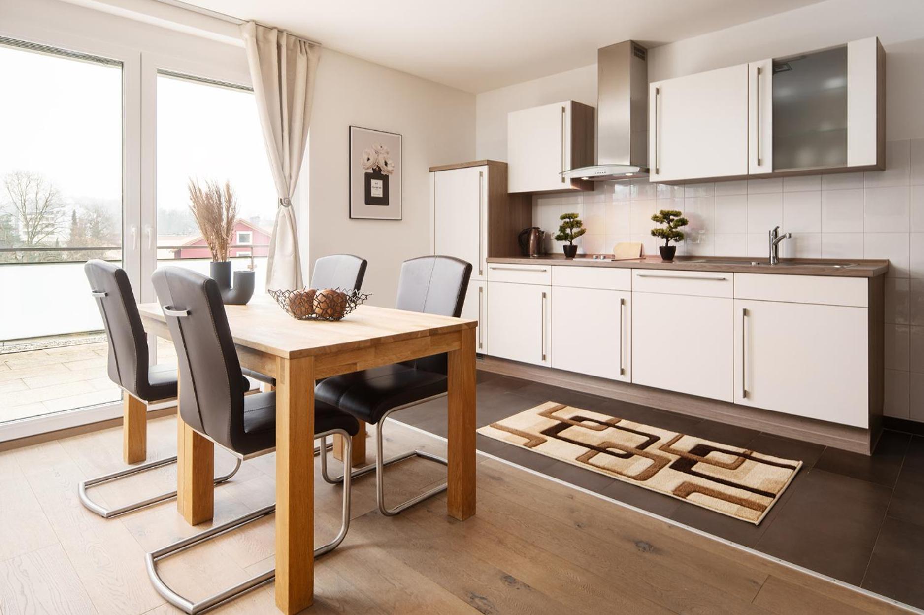 Hotel Vier Jahreszeiten Therme & Kliniken Bad Krozingen Naehe Freiburg & Schwarzwald Ideal Fuer Wellness Kur & Business Ausfluege 24H Check In- Wlan & Parken Gratis エクステリア 写真